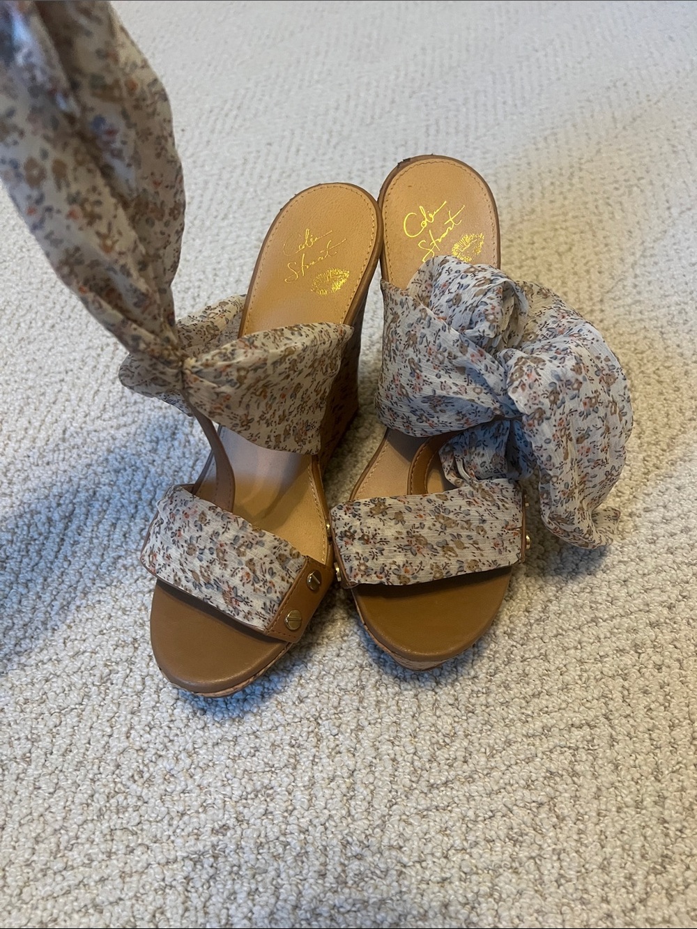 Colin Stuart Floral Tie-Wrap Wedge Sandals in Tan and Cream